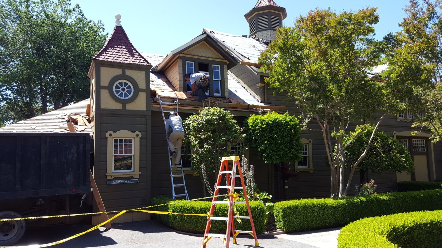 Winchester Mystery House history and ghost tour review