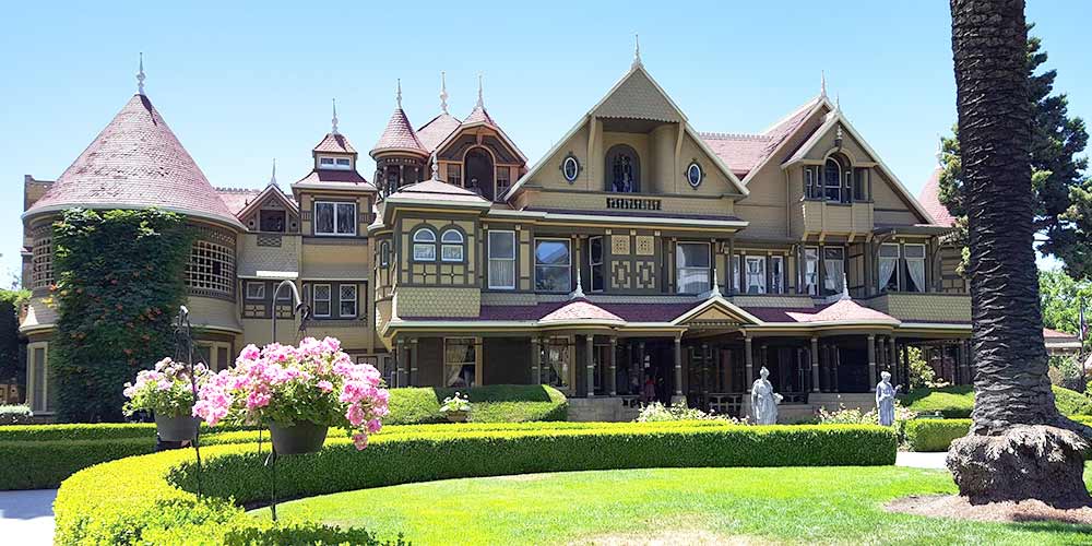 Winchester Mystery House history and ghost tour review