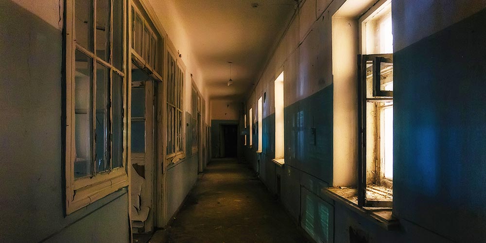creepy hallways are liminal spaces